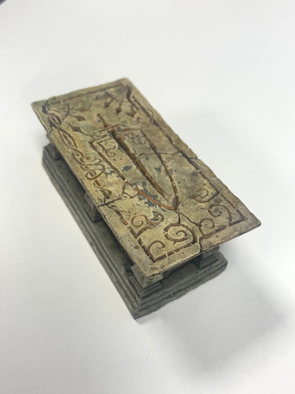 Graveyard Scatter - Gothic Tomb